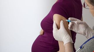 110年12月21日新冠疫苗（莫德納）孕婦接種須知