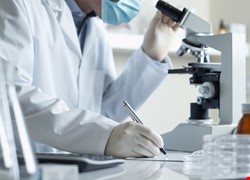精準醫學: 開發間質幹細胞治療相關之精準醫學的臨床應用